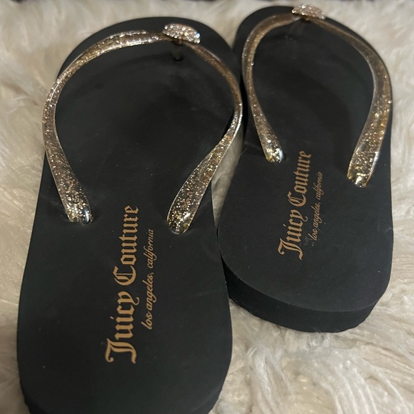 New Juicy Couture Flip Flops with Sparkly Heart Logo Size 7 - Picture 9 of 11